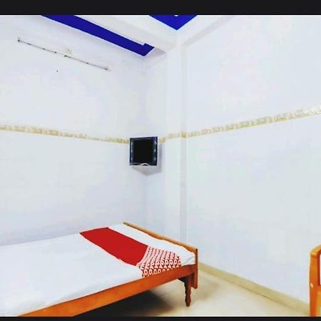 Metro Lodge Hyderabad Eksteriør billede